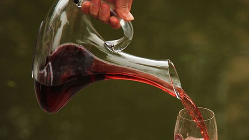 Jarra de vino Wuudi, $20 con código PJCW6C7J